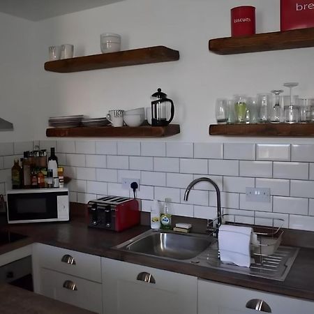 Edina Place -Lovely Central One Bedroom Apartment エディンバラ エクステリア 写真
