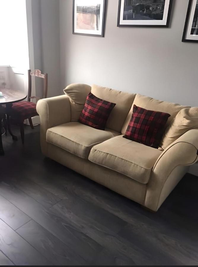Edina Place -Lovely Central One Bedroom Apartment エディンバラ エクステリア 写真
