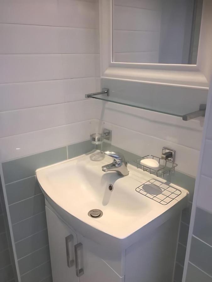 Edina Place -Lovely Central One Bedroom Apartment エディンバラ エクステリア 写真
