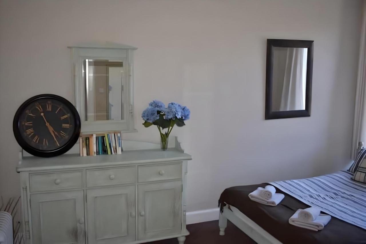 Edina Place -Lovely Central One Bedroom Apartment エディンバラ エクステリア 写真